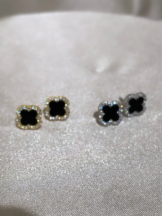 Black Four-leaf Clover Stud Earrings